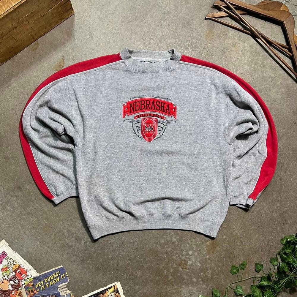 Vintage 90s Nebraska Cornhuskers Striped Crewneck Mens Large Grey Red Sweatshirt